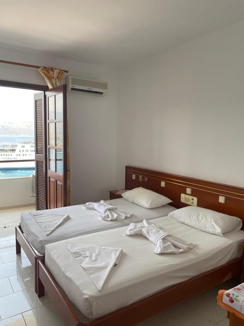 Dolphin Hotel Apartments Apartment hotel in Karpathos