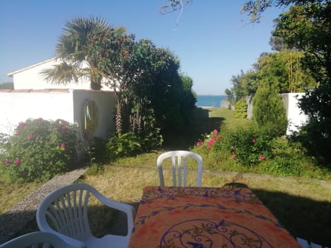 Patio, Garden, Dining area, Garden view, Sea view