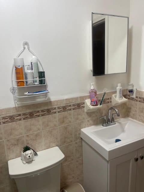 Home away from home Apartamento in Laurelton