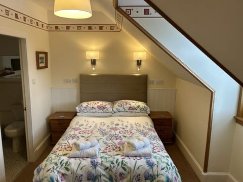 Corunna Bed & Breakfast and Corunna Cottage Bed and Breakfast in Inverness