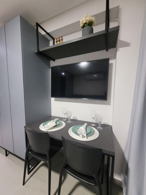 TV and multimedia, Kitchen or kitchenette, Dining area