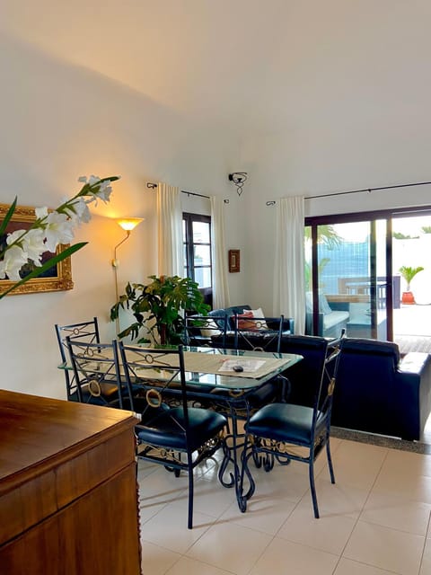 La Mar Poolvilla House in Costa Teguise