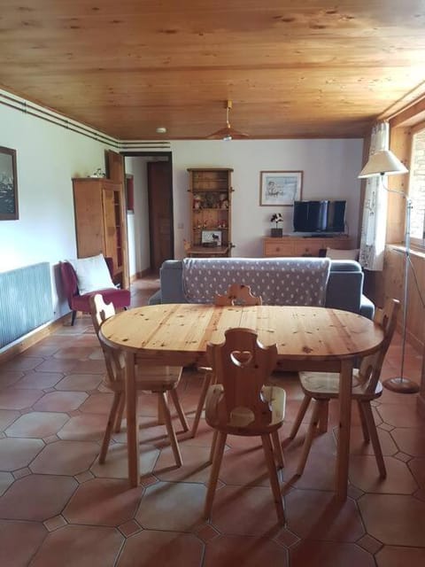 Appartement belle vue Apartment in Combloux