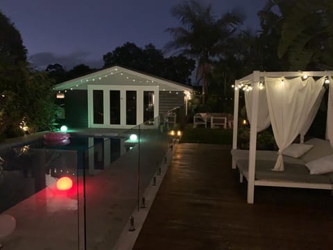 Woy Woy Staycation - Heated Pool & Hot Tub & Games Room Casa in Central Coast