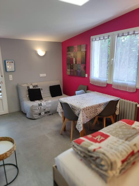 Bed, Living room, Dining area