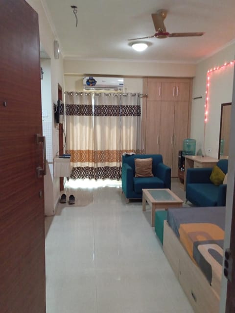 Homestay 1 Vacation rental in Noida