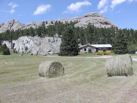 El Dorado Ranch Casa in West Custer Township