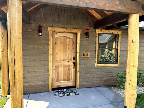 Bear Mountain - Suite 3 House in Grants Pass