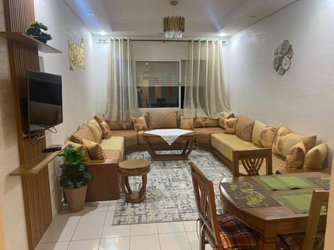 Appartement de luxe sécurisée, calm, privée avec piscine Copropriété in Casablanca-Settat