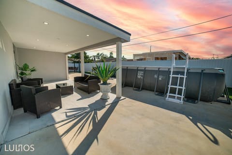 Patio, Day, View (from property/room), Balcony/Terrace