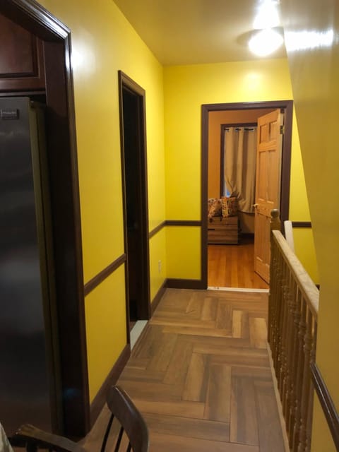 Room to stay in Bed and Breakfast in South Ozone Park
