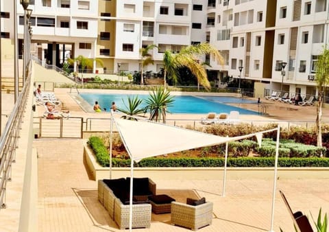 CHIC & COSY appartement trés calme Condominio in Agadir