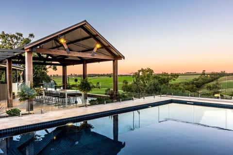 Gawler Park Estate Chalet in Angaston