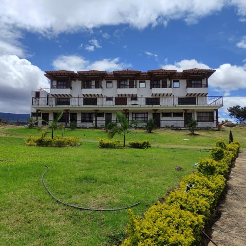 Property building, Spring, Day, Natural landscape, Garden, Garden view