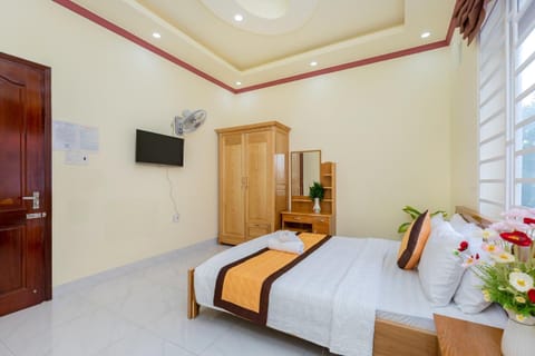 B2-9 Hoàng My Villa - 8 phòng ngủ - Free Sup - Phao bơi - Karaoke - Bida - Phòng khách máy lạnh - 100m tới bãi tắm Villa in Vung Tau