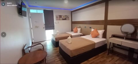 ViphuananResort Hotel in Pattaya City