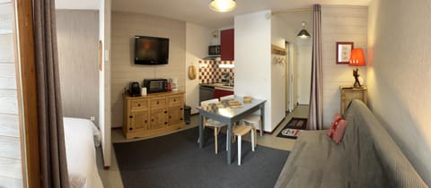 Appartement St Francois Longchamp. Condo in Saint-François-Longchamp