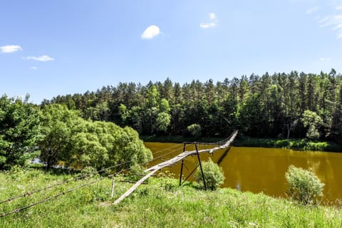 Nearby landmark, Neighbourhood, Natural landscape, Beach, Area and facilities