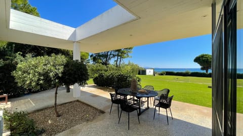 Balcony/Terrace, Garden view, Sea view