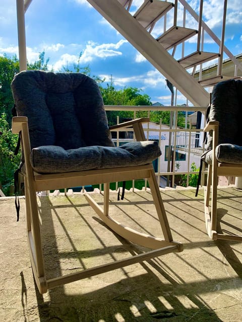 Patio, Balcony/Terrace, Seating area