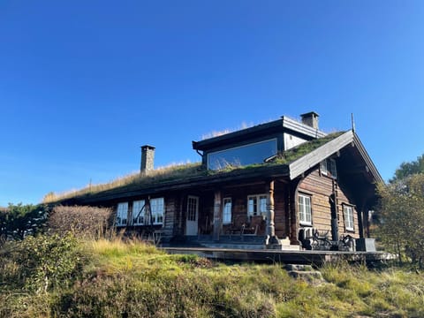 Solsetra - Mountain Majesty Family Log Cabin Nature lodge in Vestland