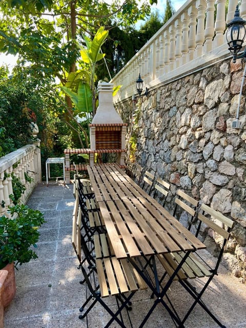 Balcony/Terrace, Dining area