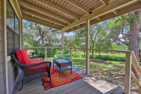 Sunflower Ridge Cottage House in Canyon Lake