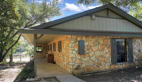 Lazy River House in Wimberley