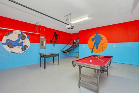Pool Games Room Near Disney 8BR Resort Home Casa in Kissimmee