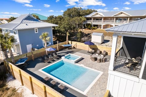Brand New Luxury Home - Private Pool and Spa Haus in Miramar Beach