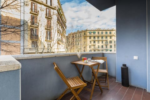 Balcony/Terrace, City view, Street view