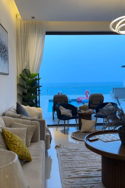 Ocean pearl Villa in Sharjah