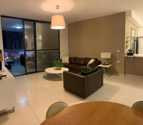 appartement privé exceptionnel Apartamento in Netanya