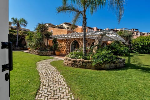 Property building, Garden, Garden view