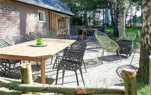 Nice Home In Schoonloo With Wifi House in Drenthe (province)