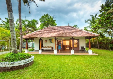 Property building, Natural landscape, Garden, Garden view