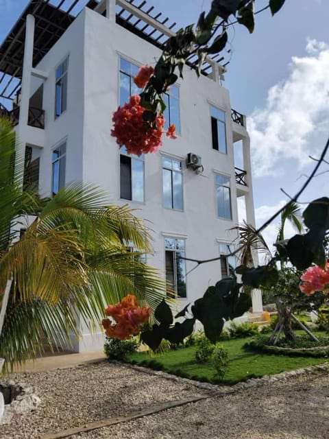 Five Seasons Zanzibar opposite Mnemba island Hotel Apartment in Unguja North Region