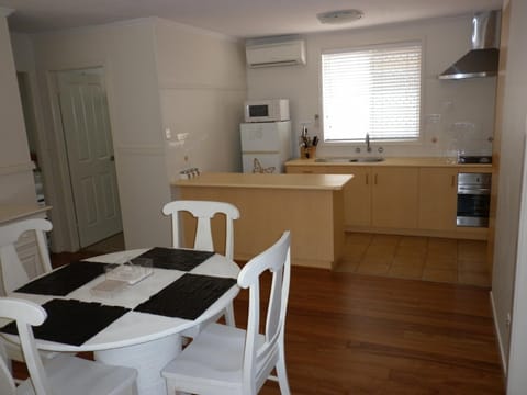 Dining area, minibar, pet friendly, stove, kitchen