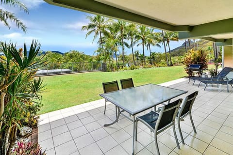 Patio, Dining area