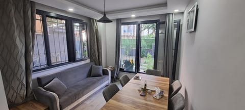 Sam homee Apartment in Istanbul