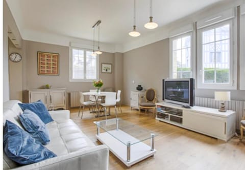 Villa sainte Adèle House in Benerville-sur-Mer