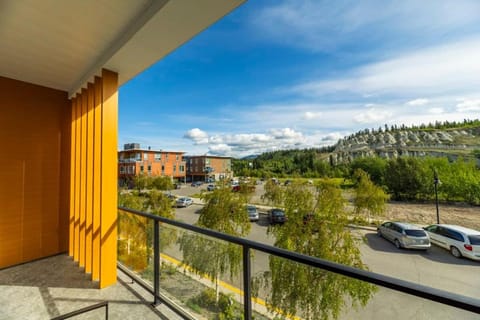 NN - The Current 1 - Downtown 1-Bed 1-Bath Haus in Whitehorse