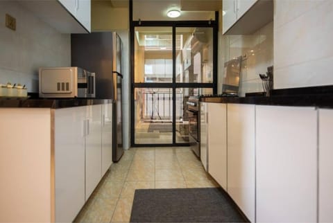 Kitchen or kitchenette, minibar, pet friendly, stove