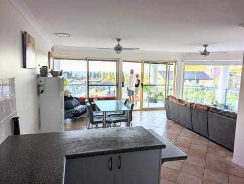 Balcony/Terrace, Kitchen or kitchenette, Dining area