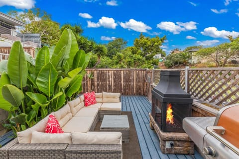 Patio, Day, Garden, View (from property/room), Balcony/Terrace, Seating area, Garden view