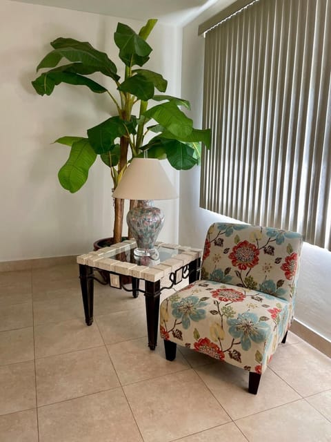 Spacious 4bd25ba Retreat Near Hospital & Tumon House in Tamuning