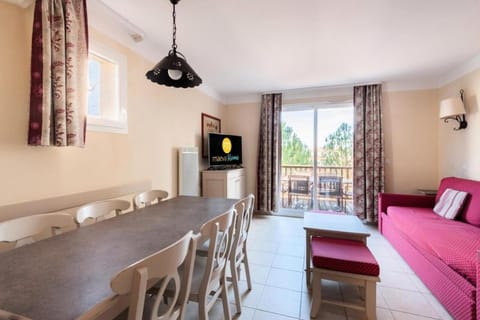 Les Coteaux de Pont Royal en Provence - maeva Home - Appartement 3 pièces 6 214 Condo in Mallemort