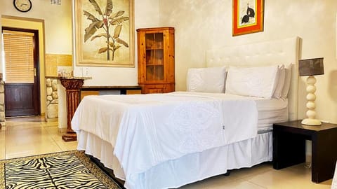 AFRICA`S BEST GUEST HOUSE Bed and breakfast in Sandton