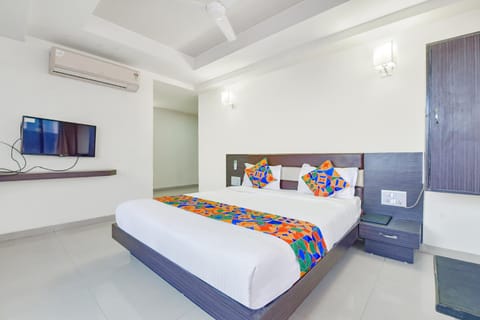 FabHotel Skyland Hotel in Ahmedabad