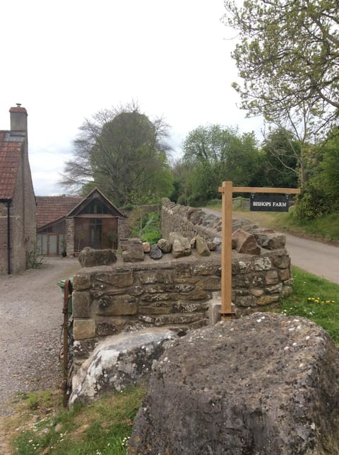 Bishops Farm Apartment in Stroud District